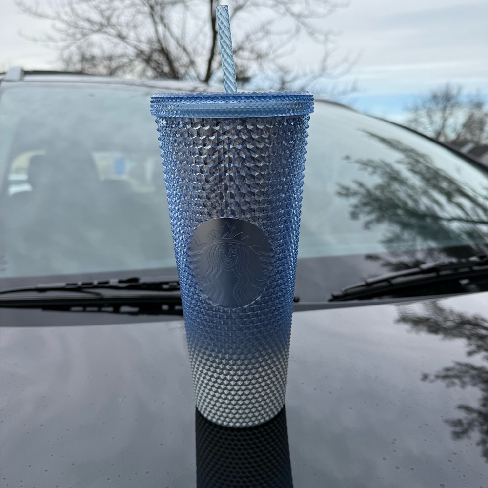 Starbucks Blue Gradient Studded Tumbler🩵💙 - Picture 4 of 4